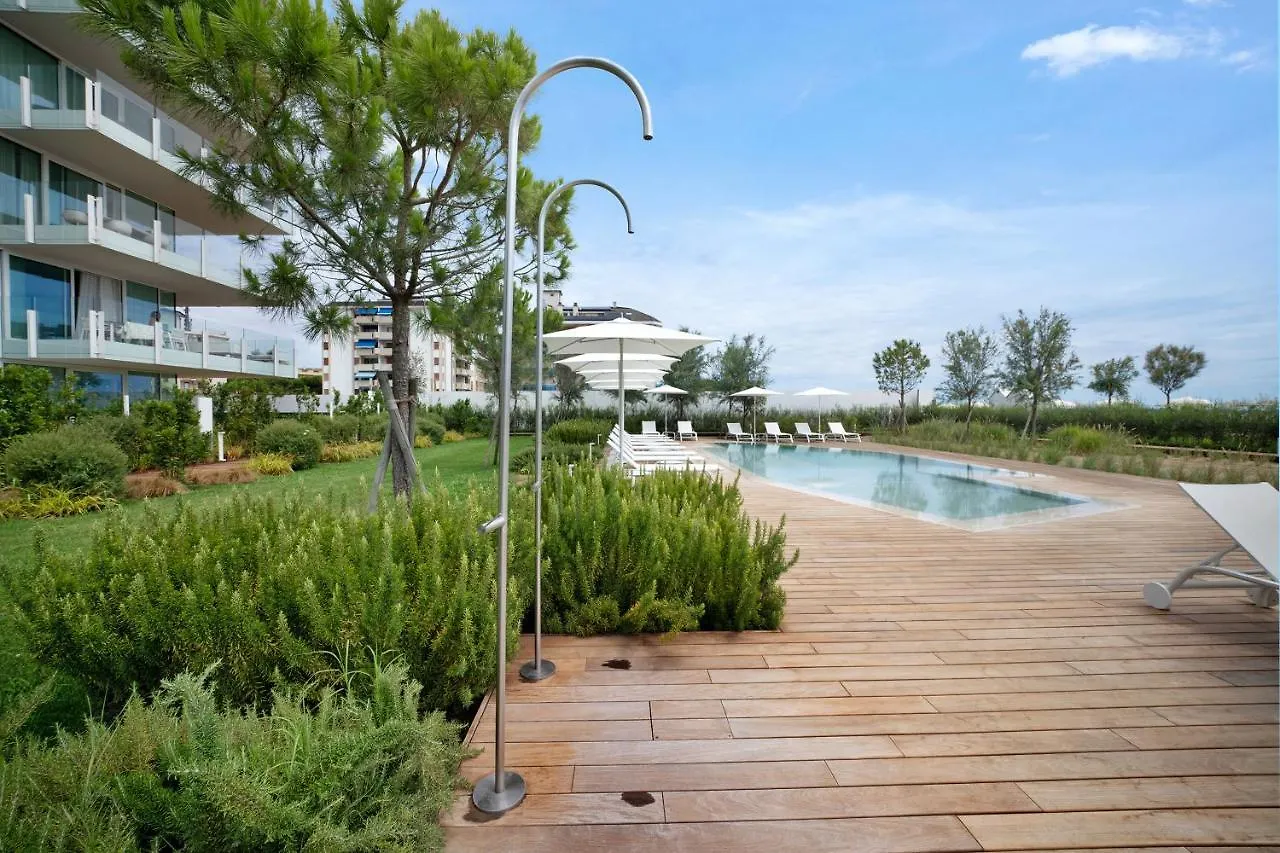 The Summer Houses Seaview With Spa Lido di Jesolo Italy